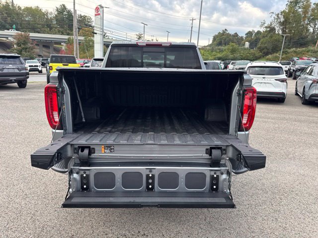 Used 2022 GMC Sierra 1500 SLT w/ SLT Convenience Package AWD/4WD image 19