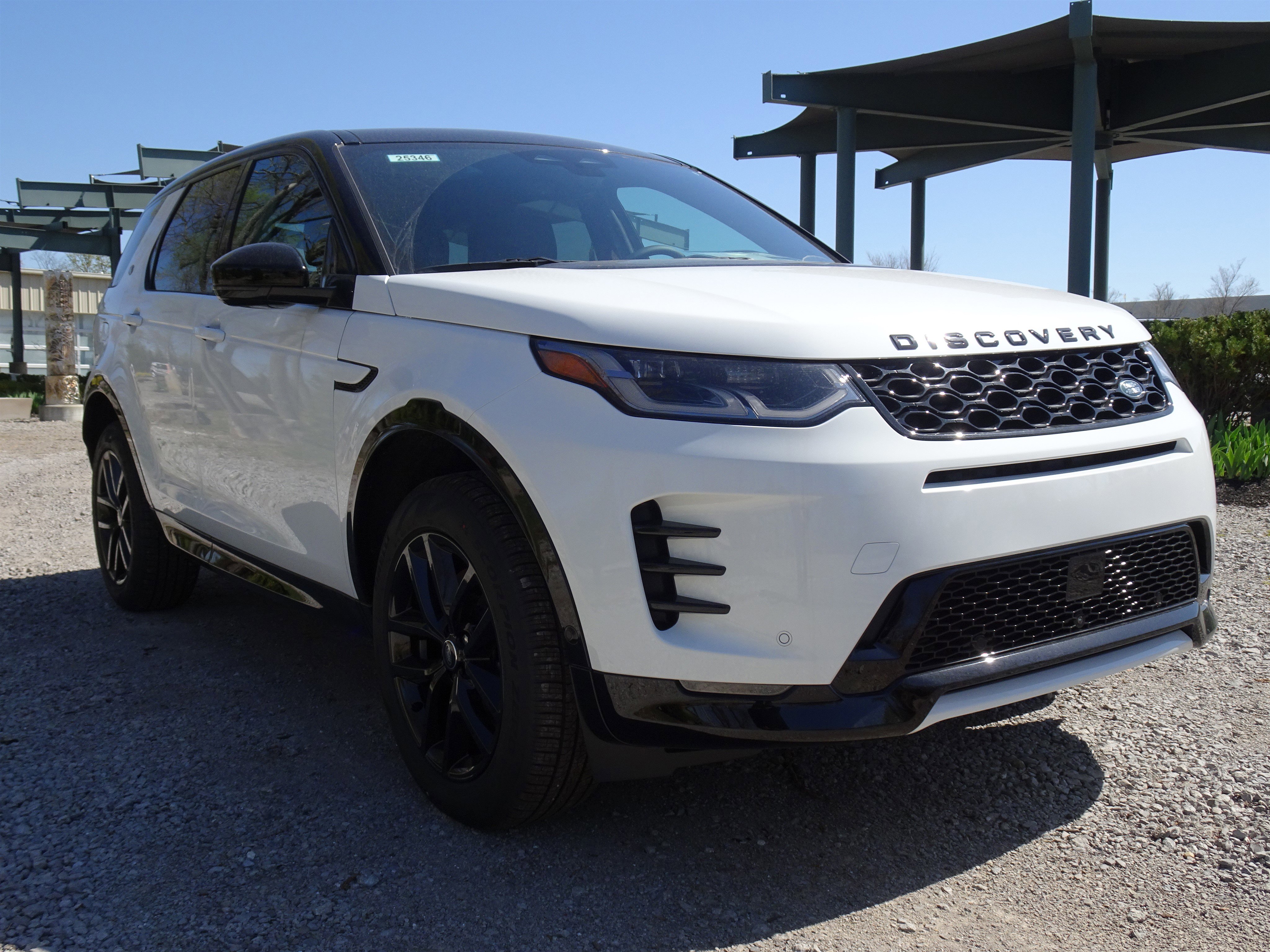 New 2025 Land Rover Discovery Sport Dynamic SE image 11
