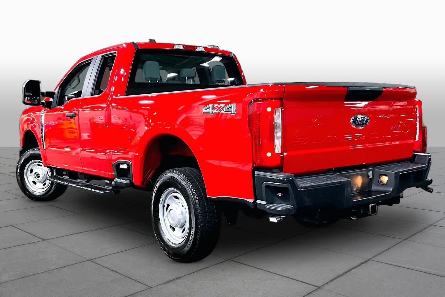 Used 2023 Ford F250 XL w/ Snow Plow Prep Package AWD/4WD image 12
