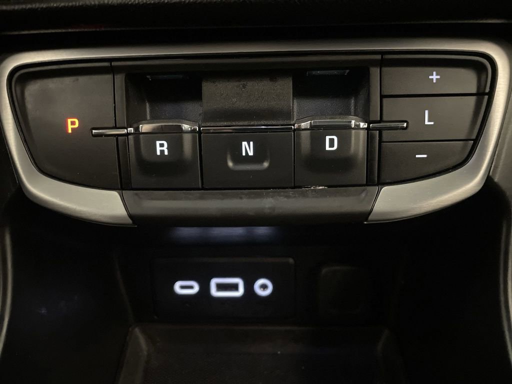 Used 2023 GMC Terrain SLE FWD image 10