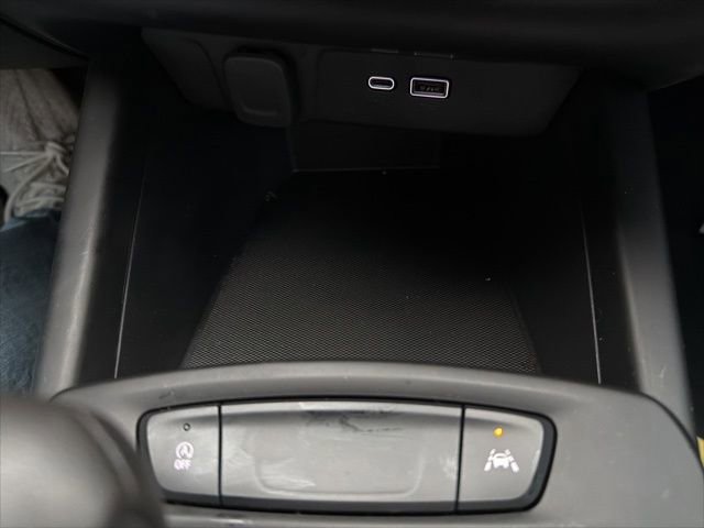 Used 2024 Chevrolet Trax LS image 23