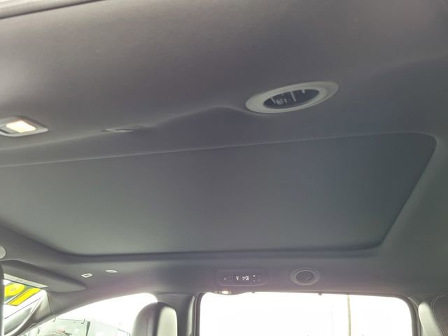 Certified 2019 Chrysler Pacifica Limited w/ Advanced Safetytec Group image 17