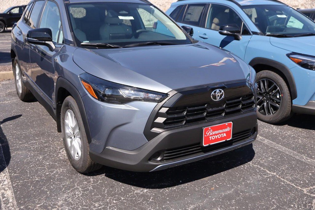 New 2026 Toyota Corolla Cross LE AWD/4WD image 2