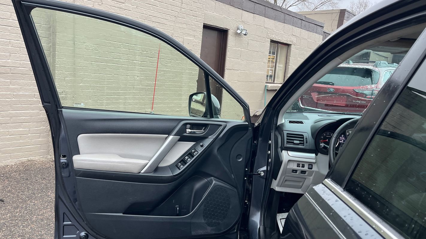 Used 2015 Subaru Forester 2.5i Limited w/ Popular Package #2 image 10