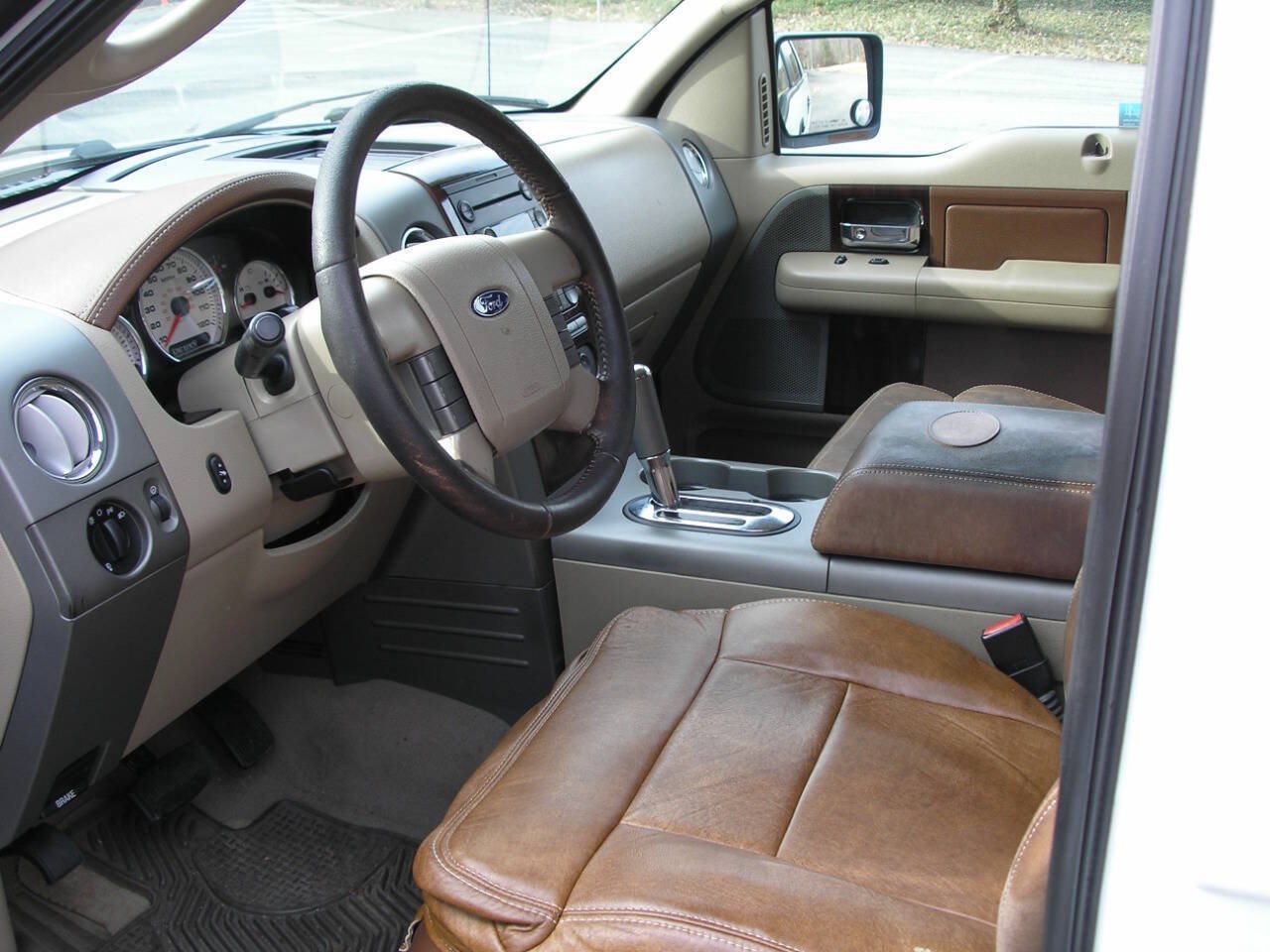 Used 2006 Ford F150 King Ranch AWD/4WD image 3