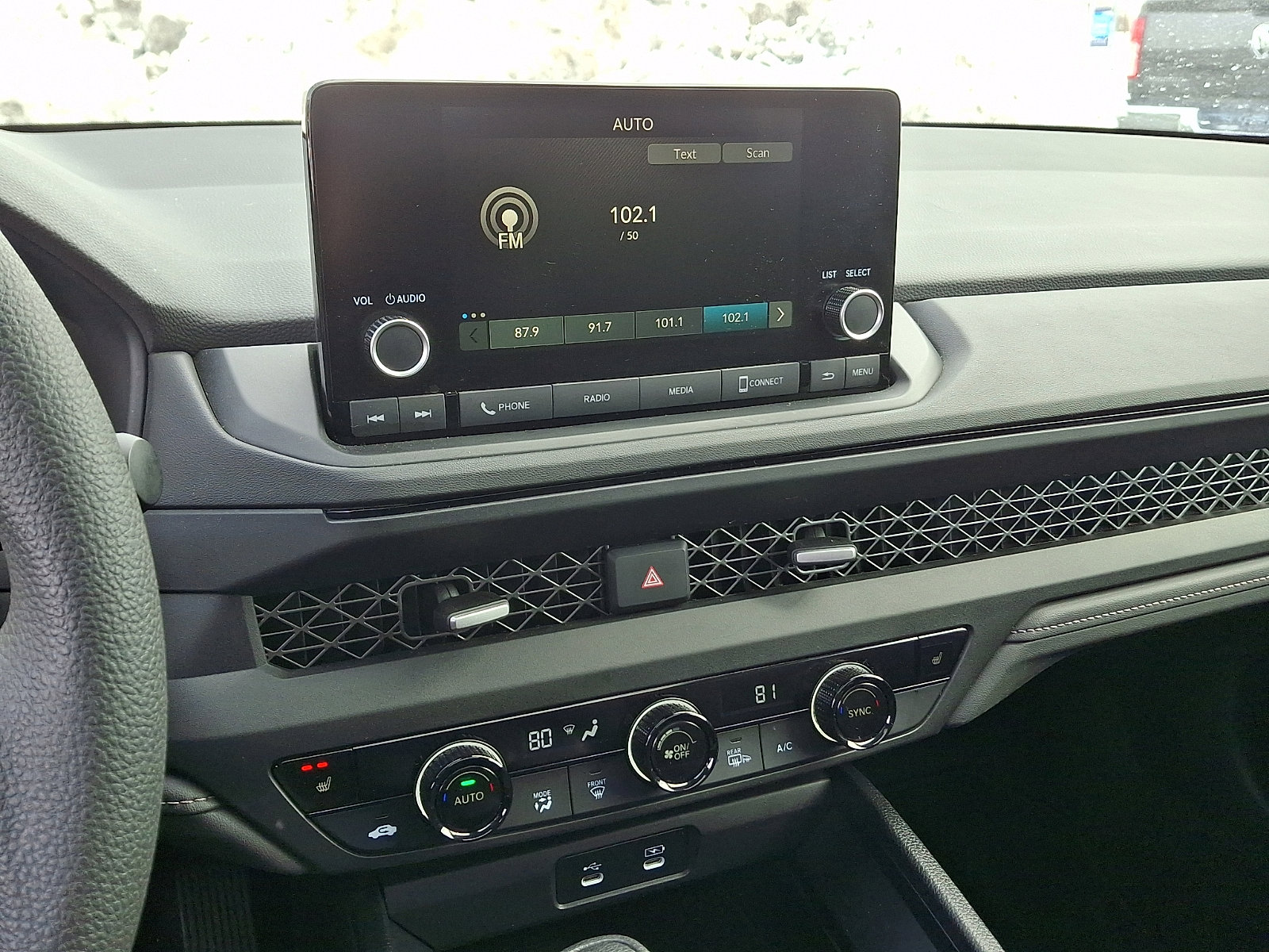 Used 2024 Honda Accord EX image 19