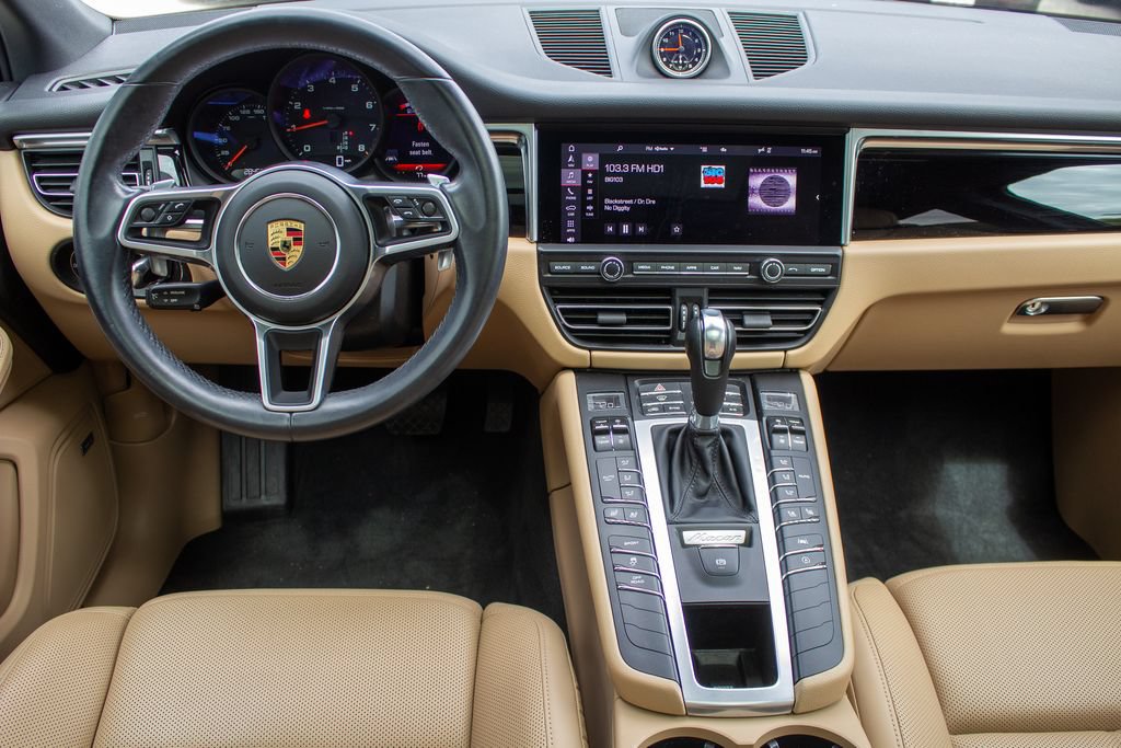 Used 2020 Porsche Macan AWD/4WD image 13