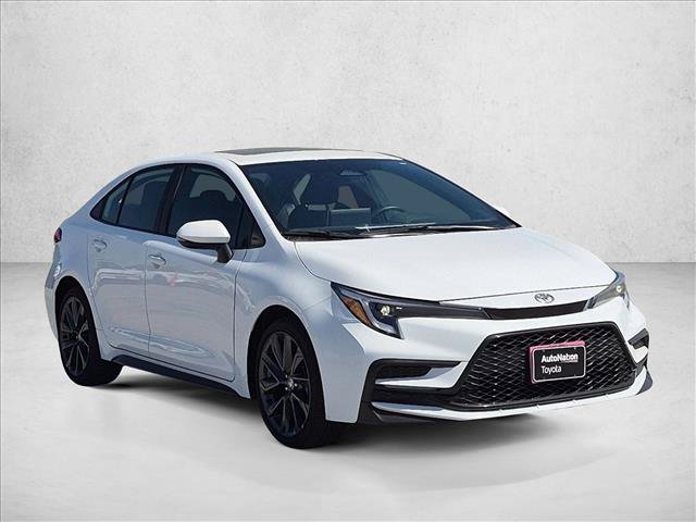 Certified 2025 Toyota Corolla SE w/ SE Premium Package FWD image 3