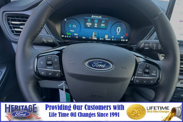 New 2024 Ford Escape SE w/ PHEV Premium Package FWD image 21