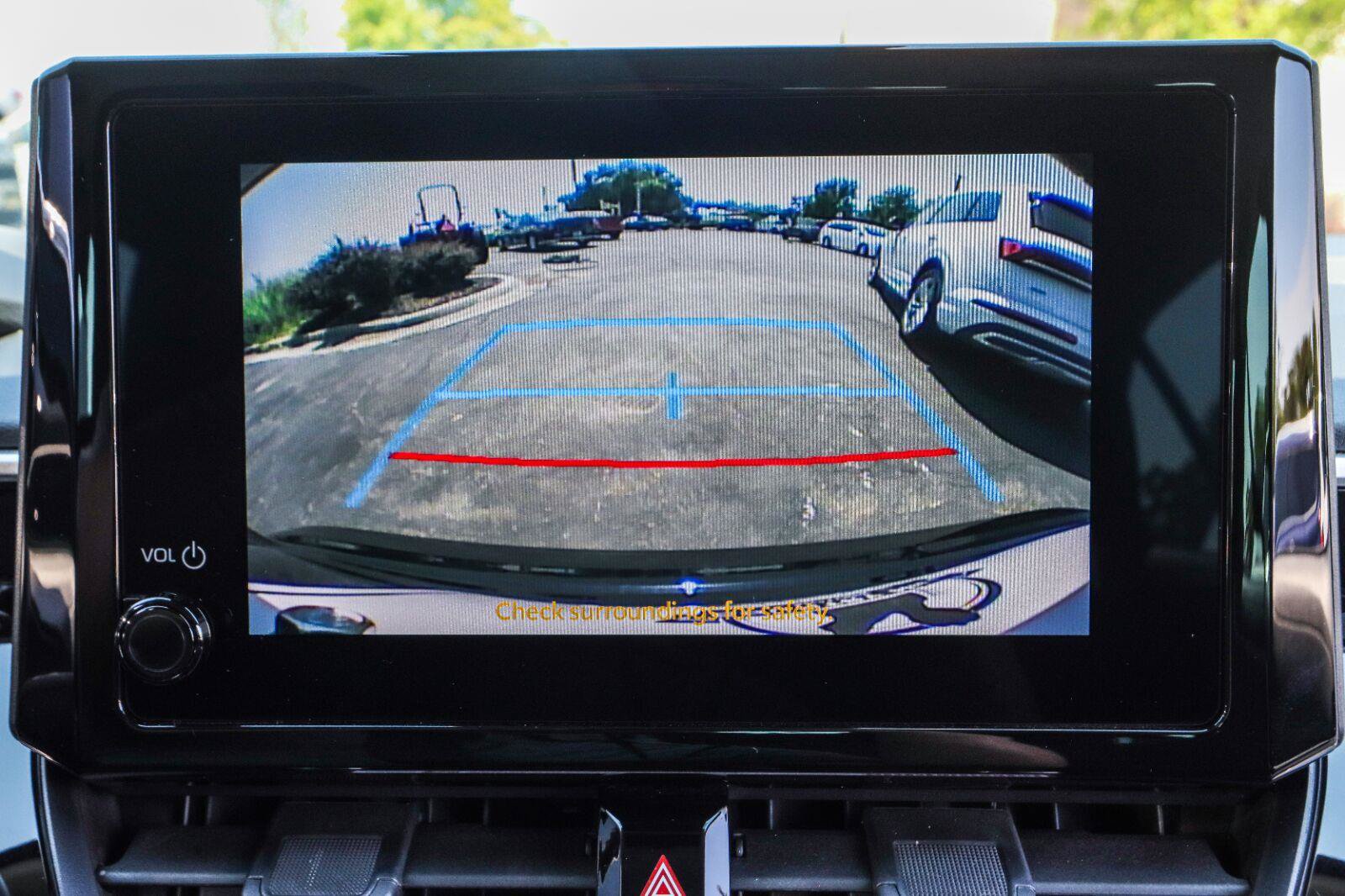 Used 2025 Toyota Corolla LE FWD image 8