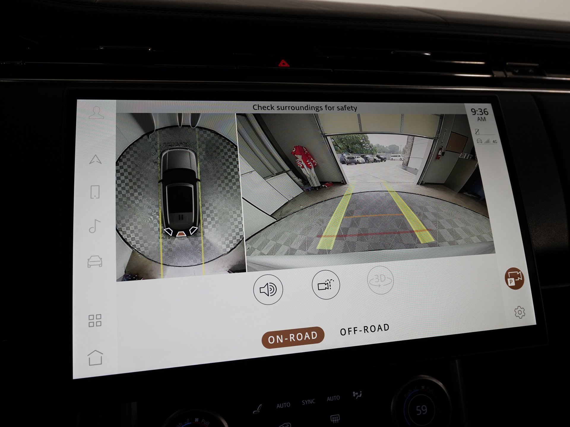 Used 2023 Land Rover Range Rover SE image 21