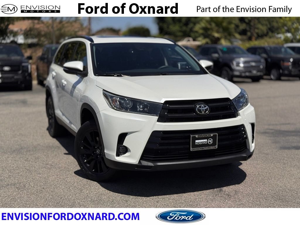 Used 2019 Toyota Highlander SE
