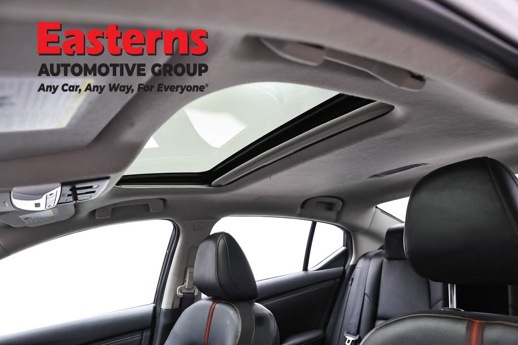 Used 2023 Nissan Sentra SR w/ SR Premium Package image 34