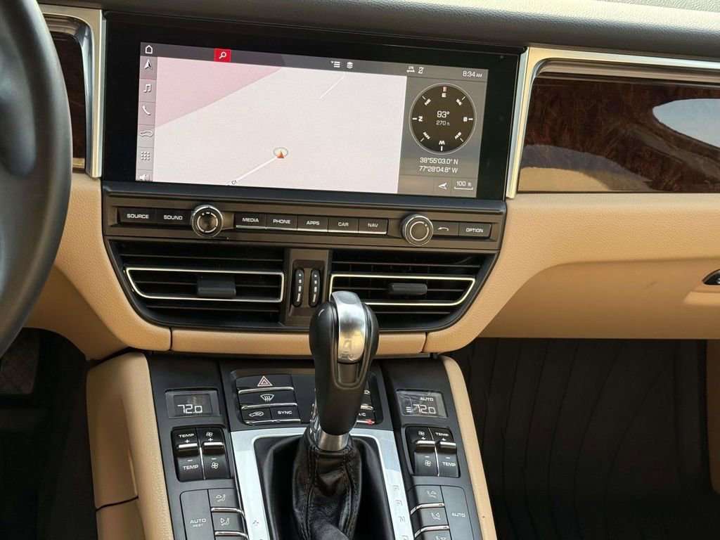 Used 2019 Porsche Macan image 18