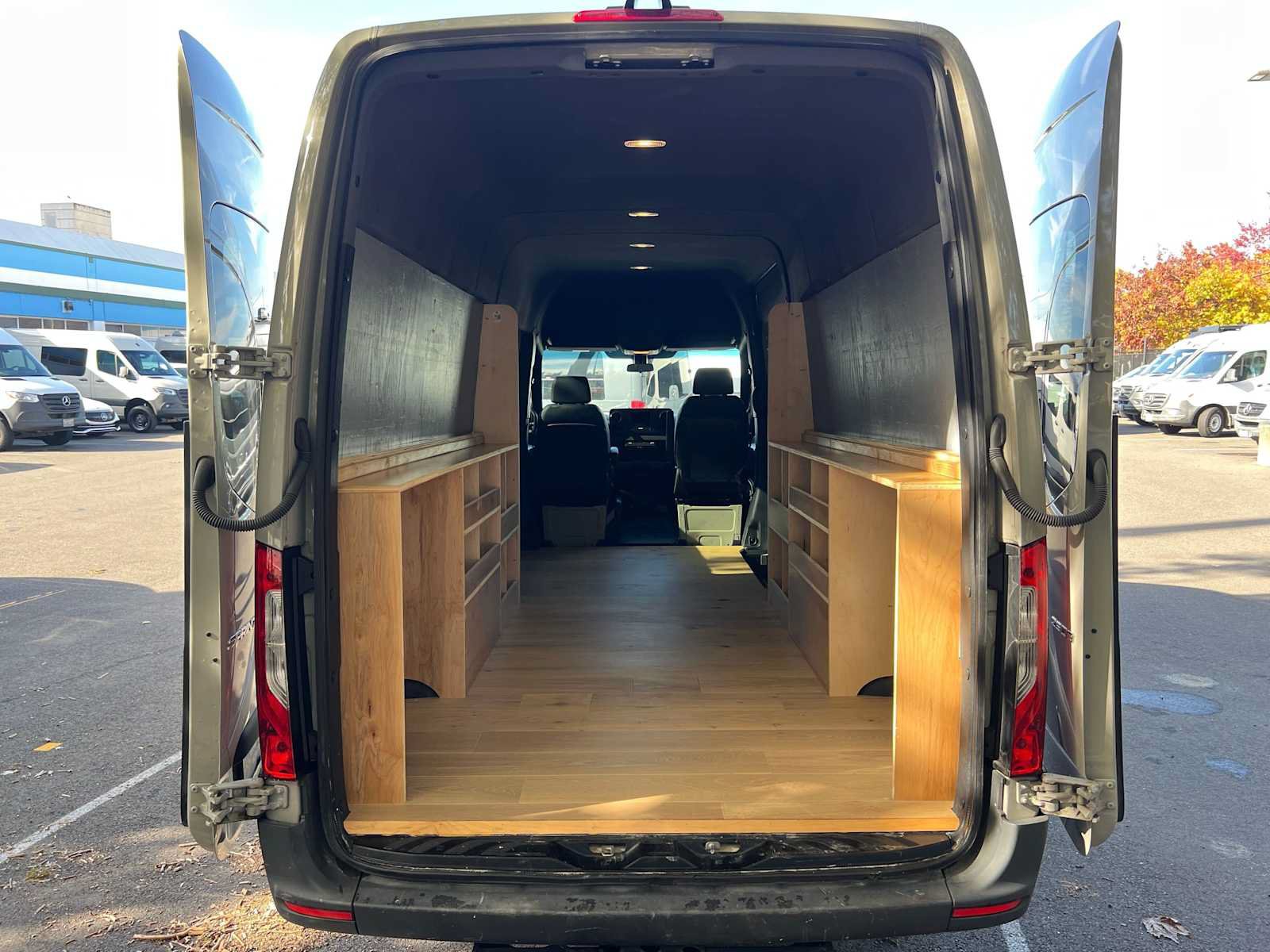 Used 2024 Mercedes-Benz Sprinter 2500 image 18