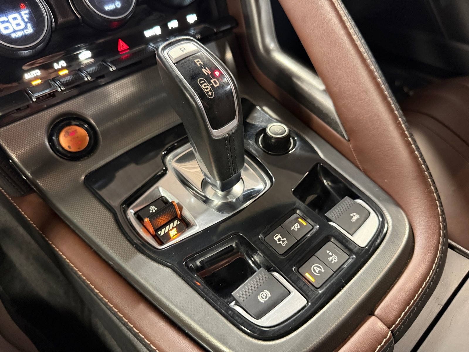 Used 2016 Jaguar F-TYPE S AWD/4WD image 35