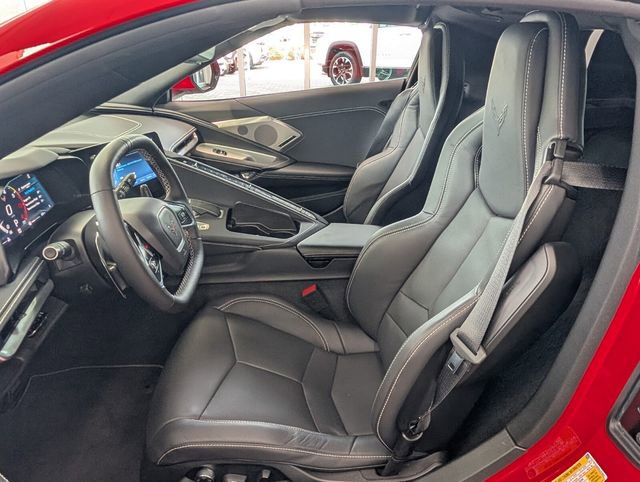 Used 2024 Chevrolet Corvette Stingray Preferred Cpe w/ Z51 Performance Package image 5