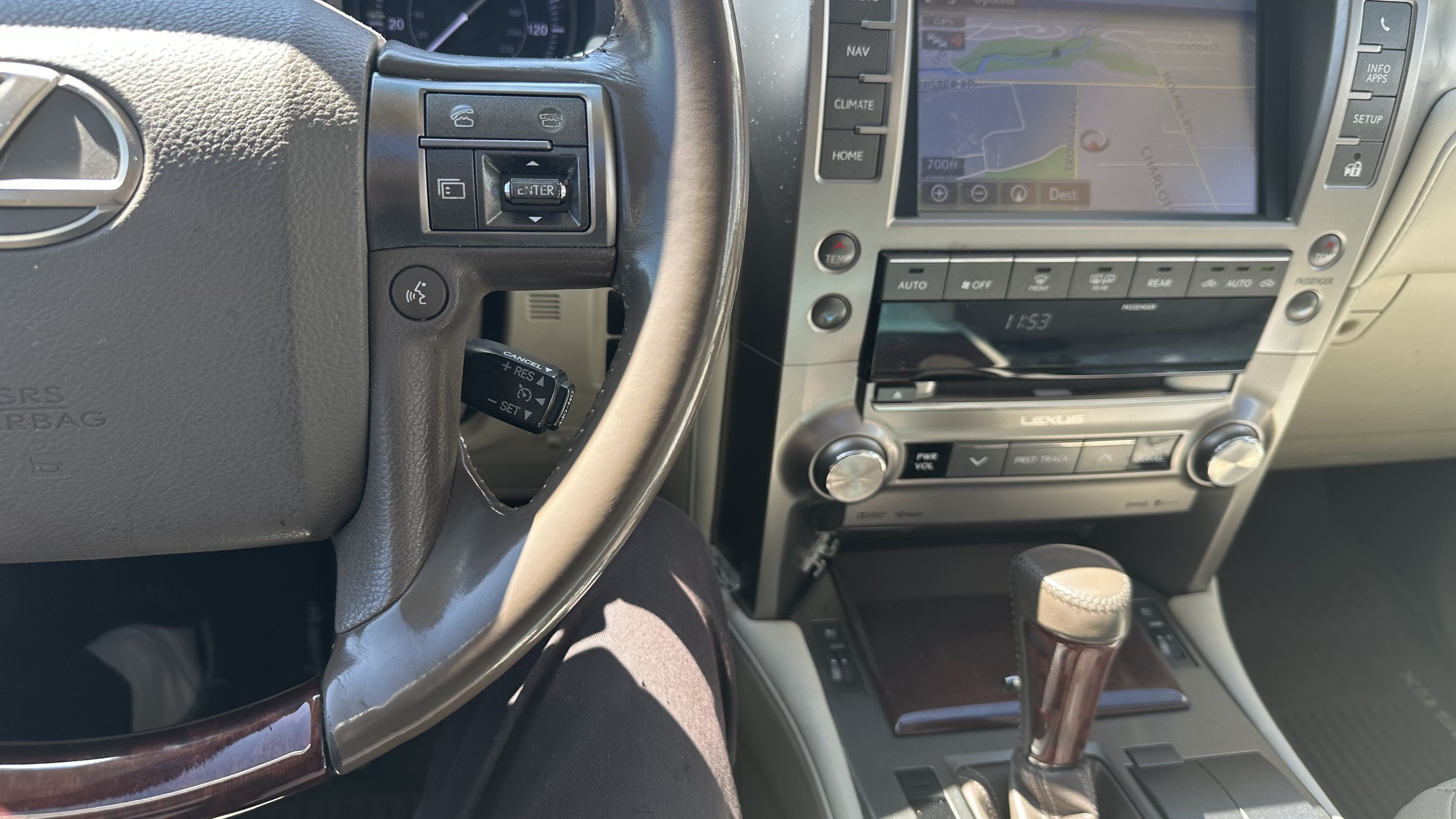 Used 2017 Lexus GX 460 Premium w/ Premium Package AWD/4WD image 21