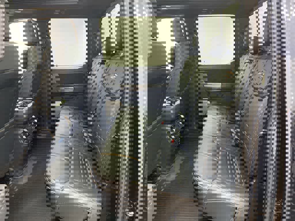 Used 2021 Ford F150 Platinum w/ Equipment Group 701A High image 16