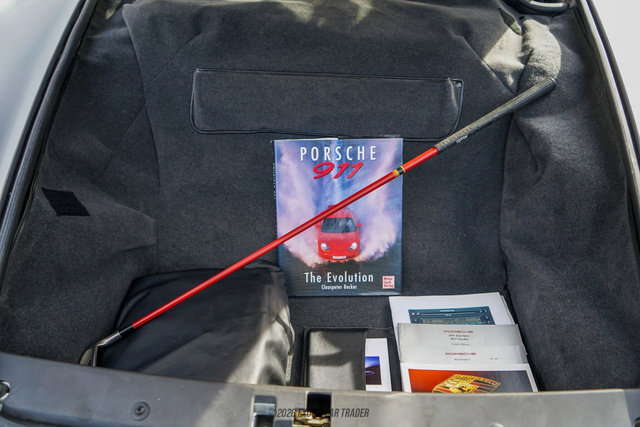 Used 1998 Porsche 911 Carrera image 86
