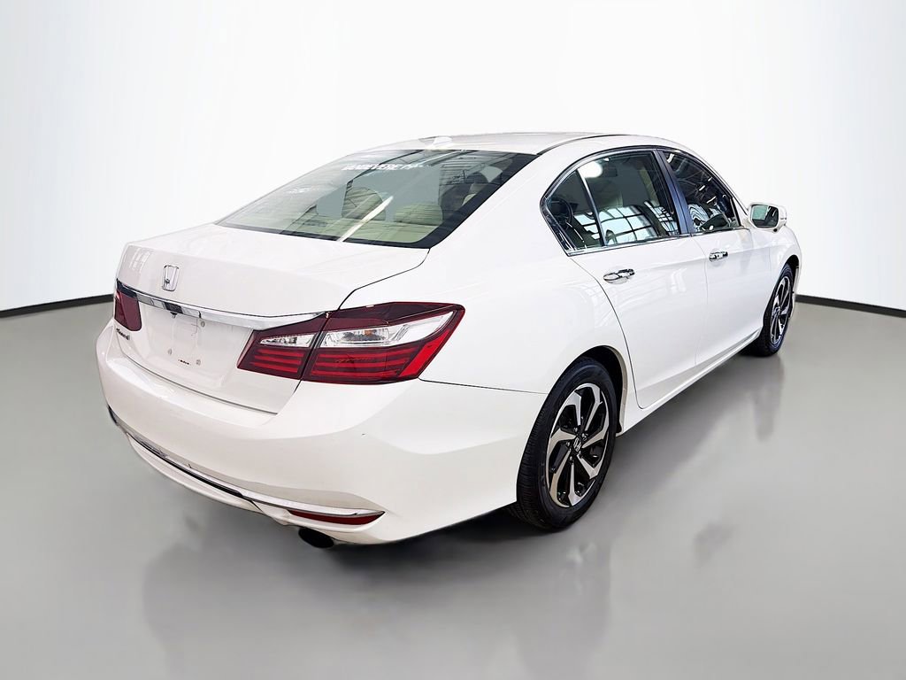 Used 2017 Honda Accord EX-L image 9