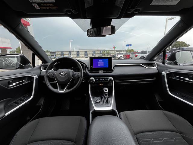 Used 2024 Toyota RAV4 SE AWD/4WD image 11