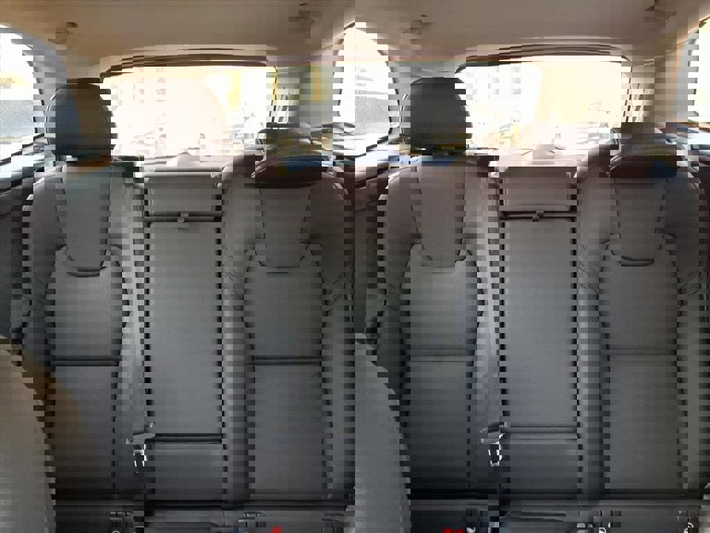 Certified 2025 Volvo XC60 B5 Plus image 20