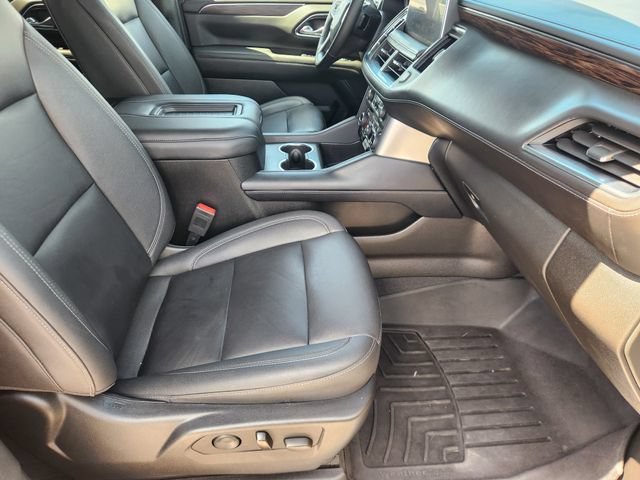 Used 2023 Chevrolet Tahoe Z71 w/ Luxury Package AWD/4WD image 14