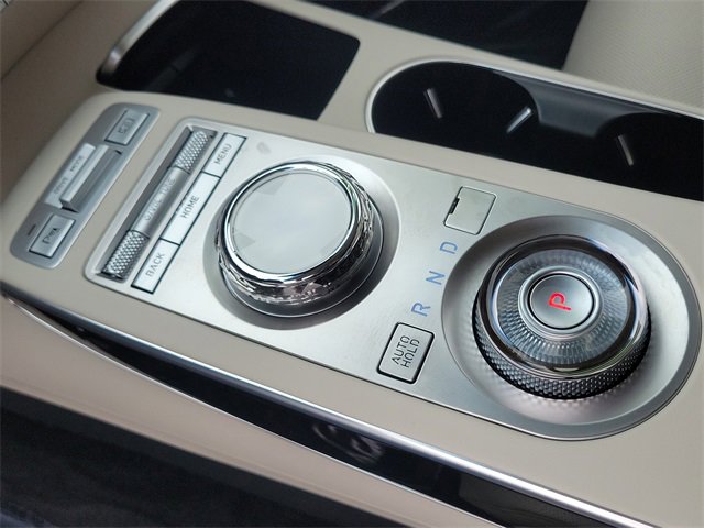 Used 2023 Genesis GV70 2.5T w/ Cargo Package image 32