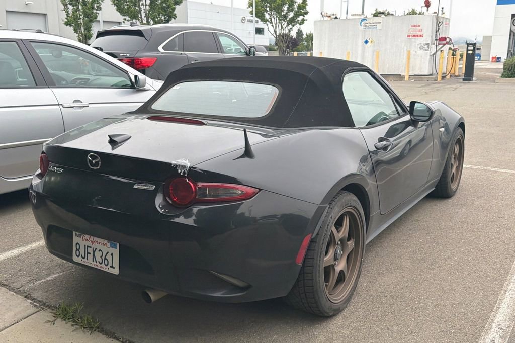 Used 2016 MAZDA MX-5 Miata Grand Touring RWD image 5