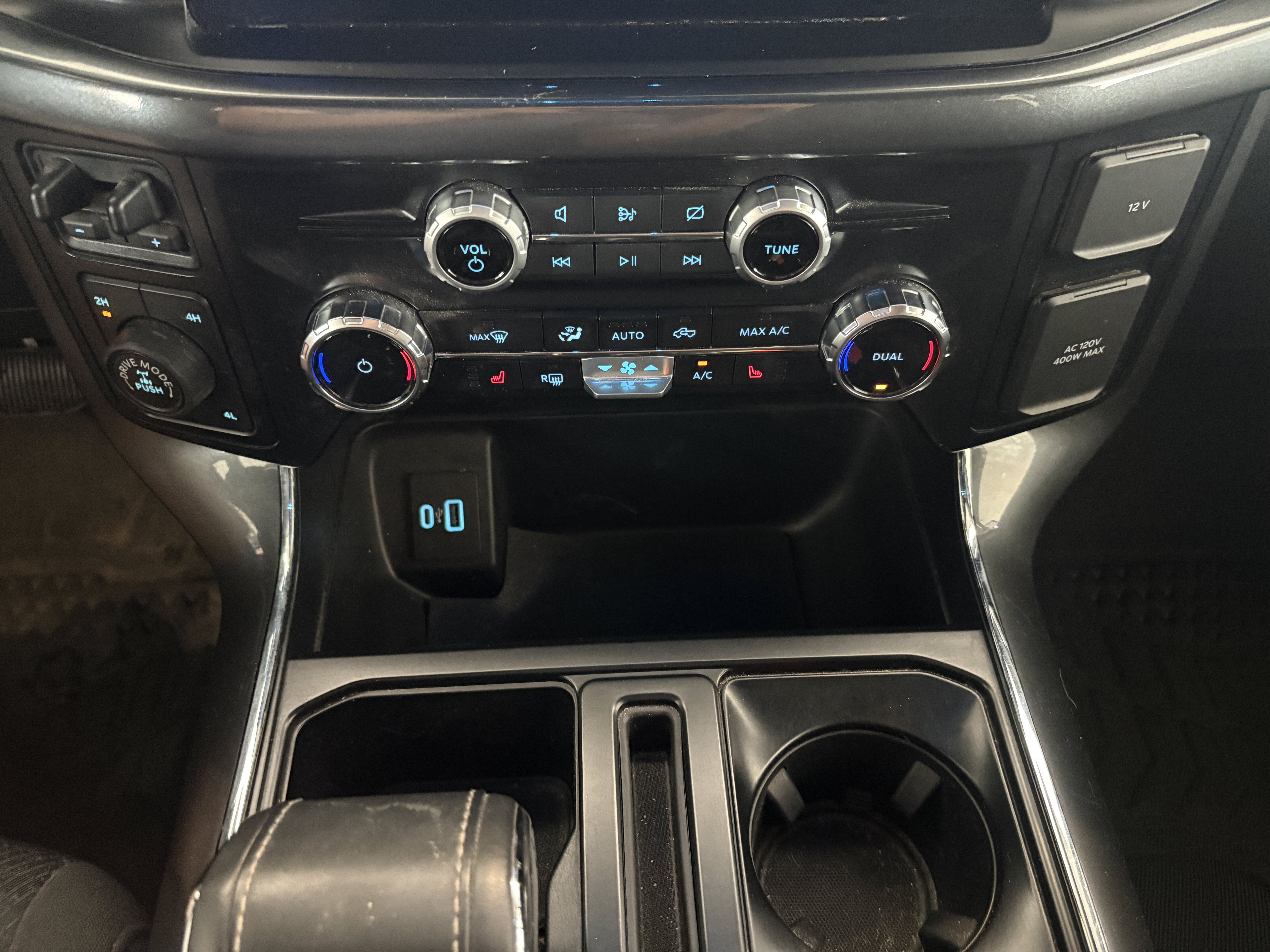 Used 2023 Ford F150 XLT w/ Equipment Group 302A High AWD/4WD image 18