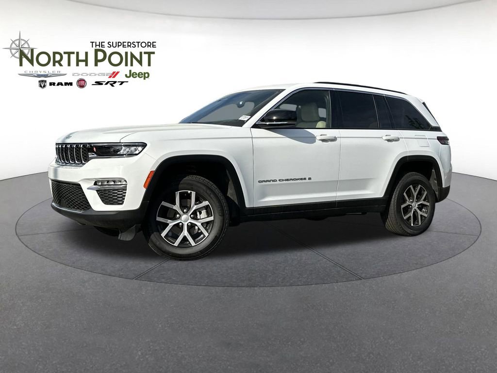 Used 2025 Jeep Grand Cherokee Limited image 1