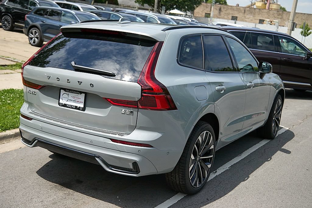 New 2026 Volvo XC60 B5 Ultra w/ Climate Package AWD/4WD image 9