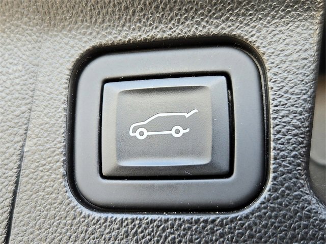 Used 2023 GMC Acadia Denali w/ Denali Ultimate Package image 33