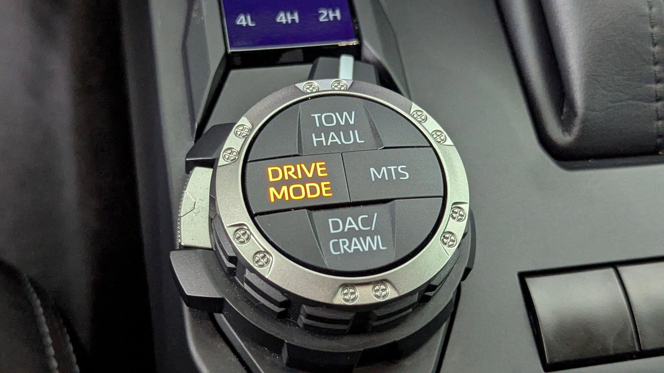 Used 2024 Toyota Tacoma TRD Off-Road image 30