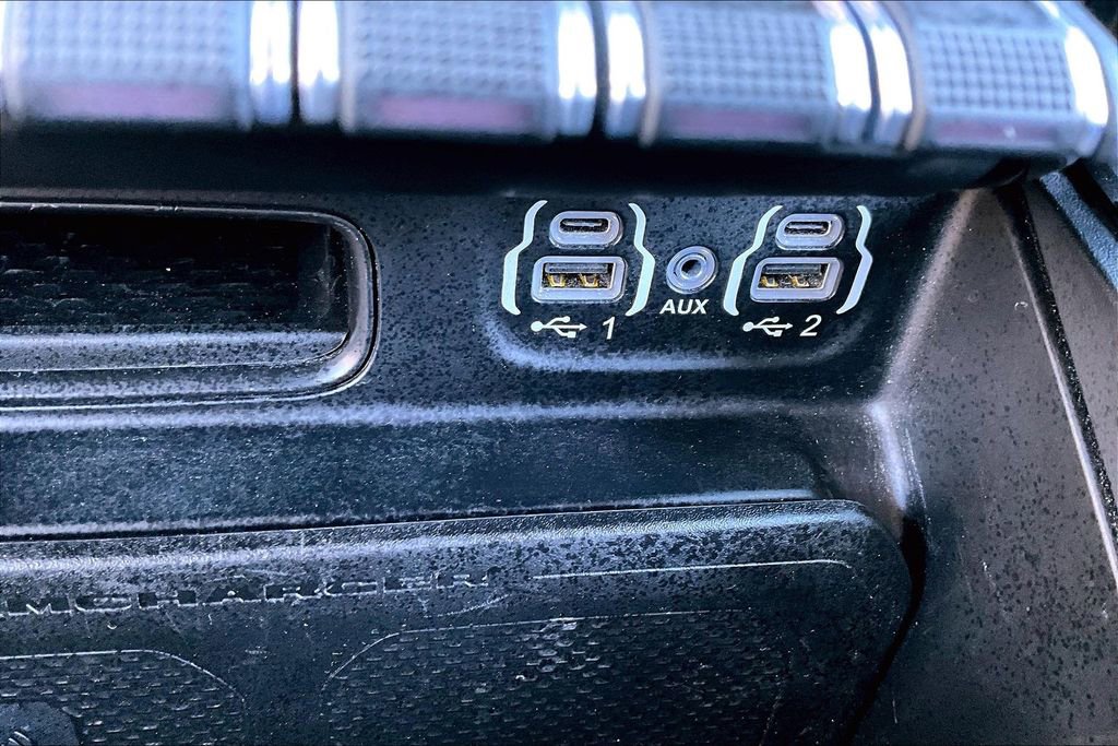 Used 2022 RAM 1500 Limited w/ Body-Colour Bumper Group image 14