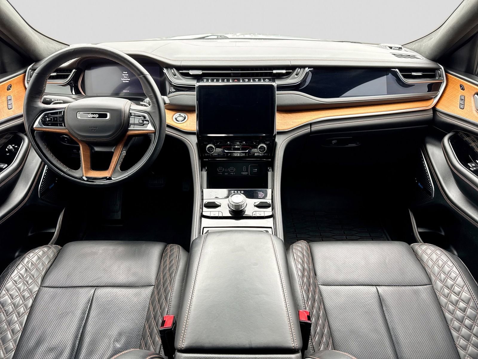 Used 2023 Jeep Grand Cherokee Summit image 17