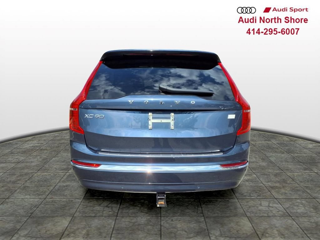 Used 2024 Volvo XC90 T8 Plus w/ Protection Package Premier AWD/4WD image 7