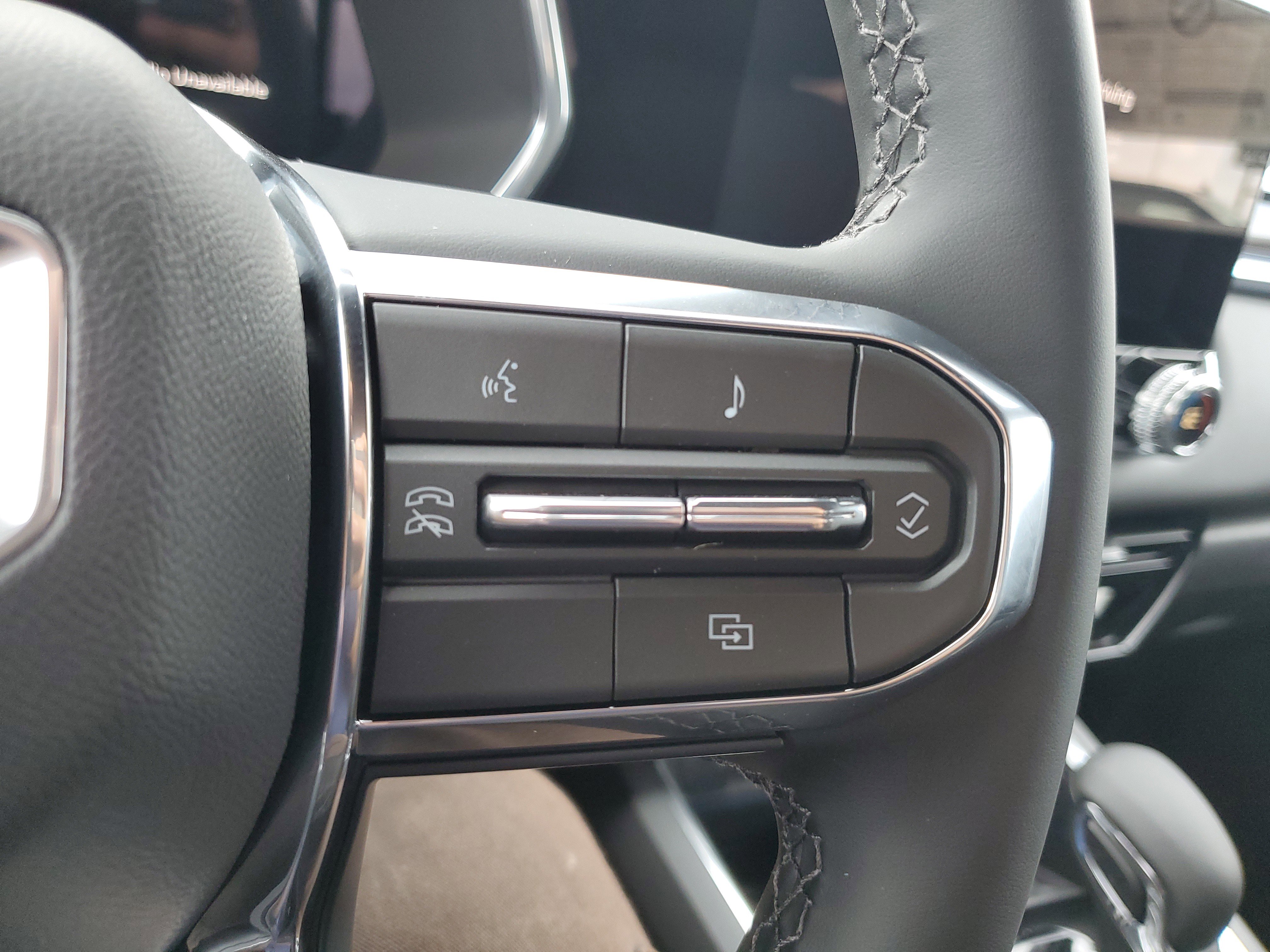 New 2026 GMC Canyon Elevation w/ Convenience Package image 15