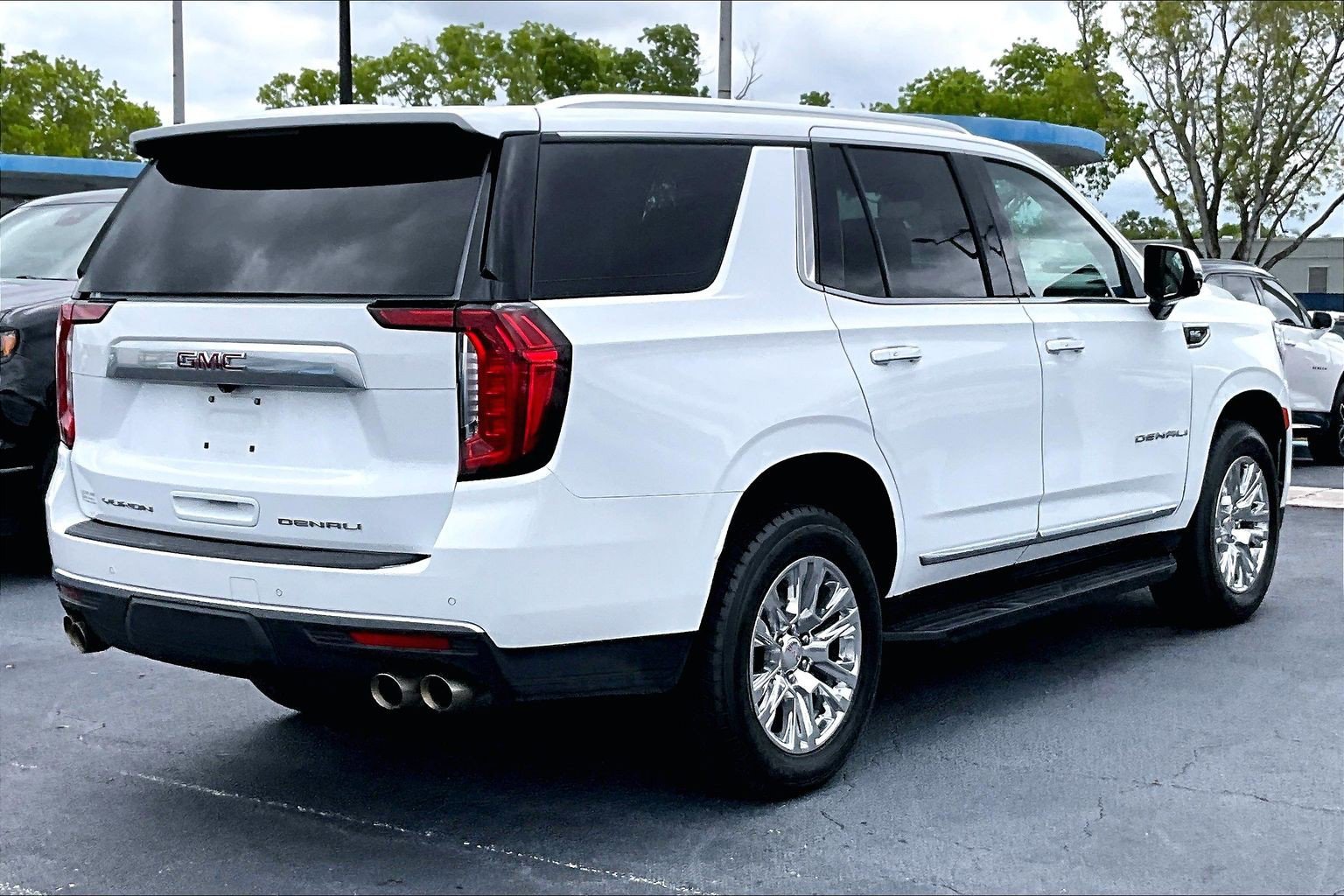 Certified 2024 GMC Yukon Denali RWD image 4