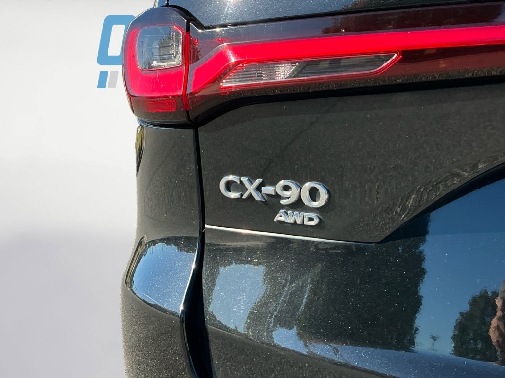 Used 2025 MAZDA CX-90 3.3 Turbo w/ Select Package AWD/4WD image 19