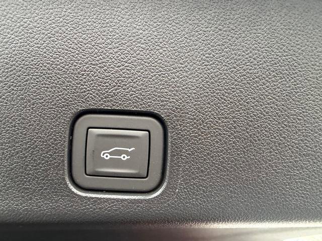 New 2026 Chevrolet Traverse RS image 13