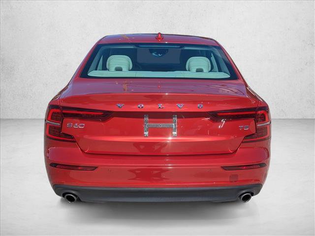 Used 2019 Volvo S60 T5 Momentum w/ Premium Package FWD image 6