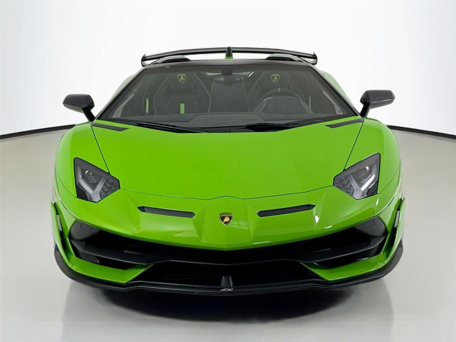 Used 2021 Lamborghini Aventador SVJ AWD/4WD image 11