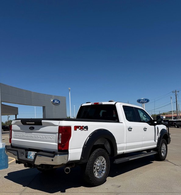 Used 2020 Ford F250 XLT w/ XLT Premium Package AWD/4WD image 4