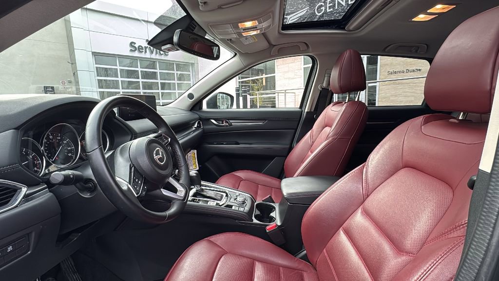 Used 2023 MAZDA CX-5 Carbon Edition image 15