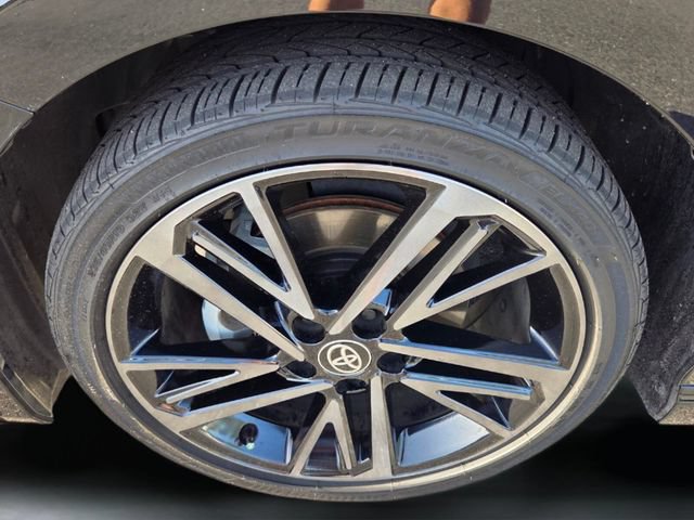 Used 2025 Toyota Camry XSE FWD image 21