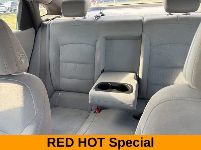 Used 2021 Chevrolet Malibu LT image 31