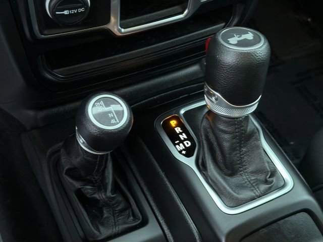 Used 2023 Jeep Wrangler Sport image 26