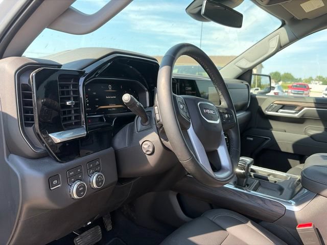 Used 2026 GMC Sierra 1500 SLT w/ SLT Premium Package AWD/4WD image 13